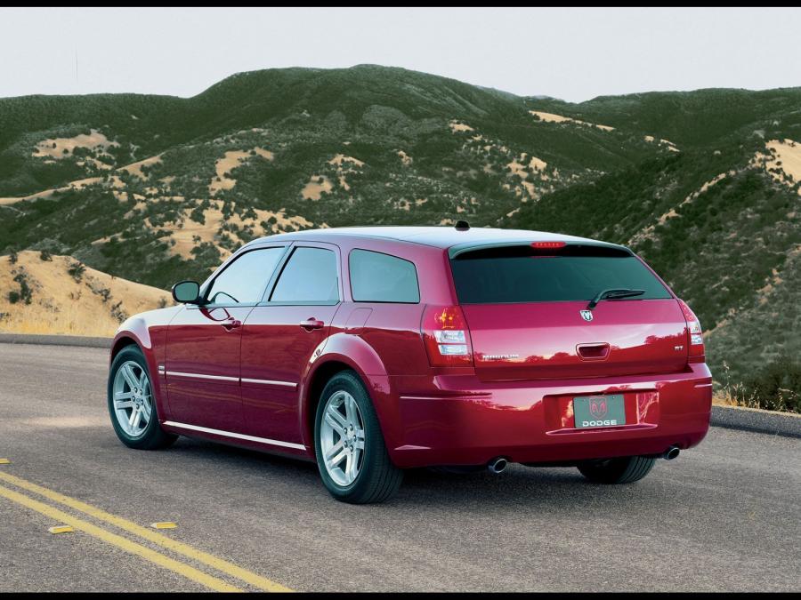  Dodge Magnum 2005 года  (фото 14 из 18)